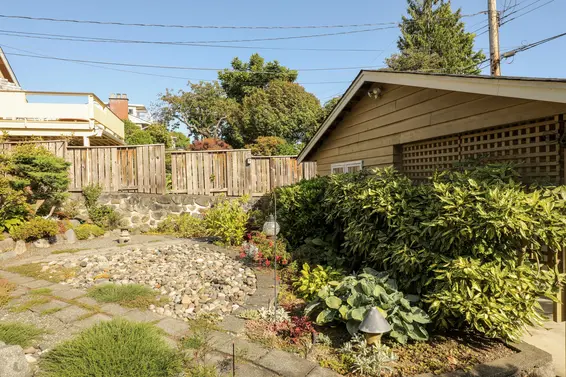 439 East 19th Street, North Vancouver For Sale - image 23