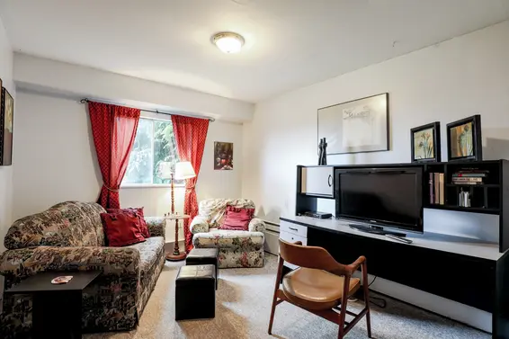 Living Room - 868 Drayton Street, North Vancouver  