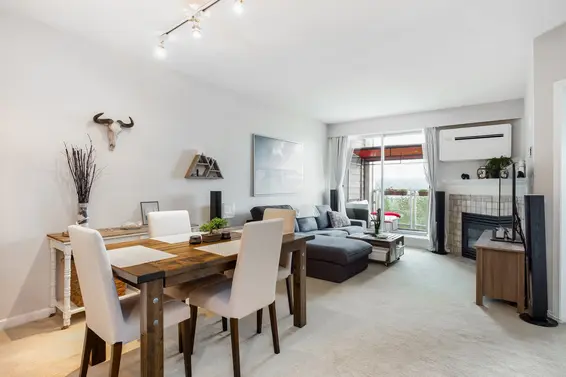 Dining - 411-3629 Deercrest Drive, North Vancouver  