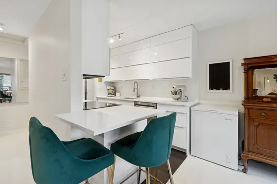 402 555 West 28th Street, North Vancouver For Sale - image 10