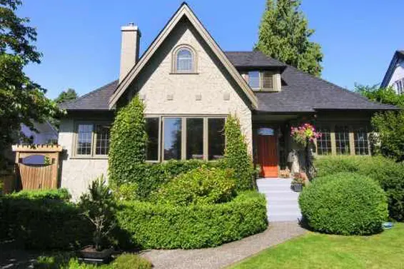 1717 Grand Boulevard, North Vancouver