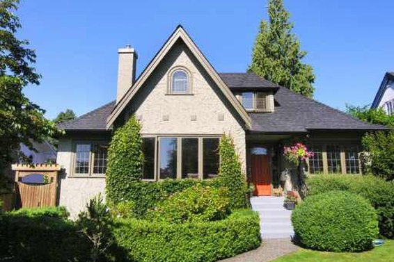 1717 Grand Boulevard, North Vancouver