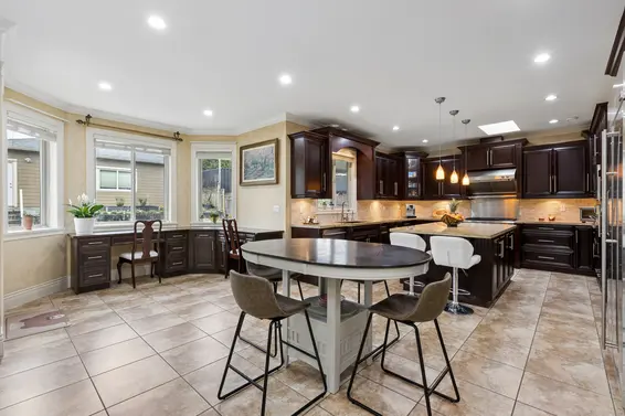 418 East 13th Street, North Vancouver For Sale - image 16