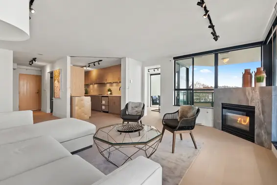 6D 328 Taylor Way, West Vancouver For Sale - image 1