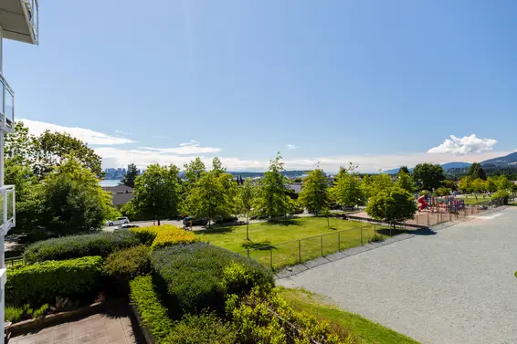 210 717 Chesterfield Avenue, North Vancouver For Sale - image 19