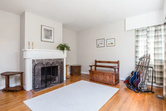 524 East Keith Road, North Vancouver For Sale - image 17