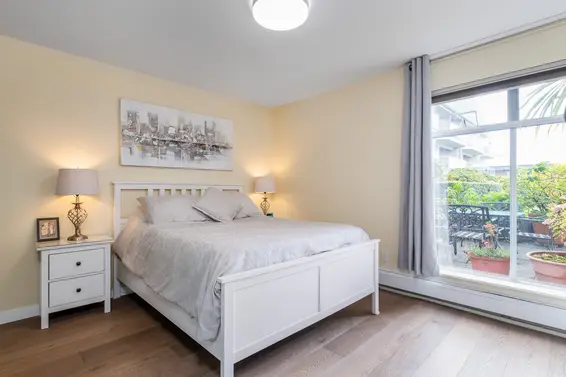 2105 33 Chesterfield Place, North Vancouver For Sale - image 17
