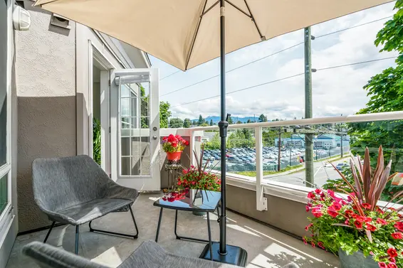 402 245 St. Davids Avenue, North Vancouver For Sale - image 17