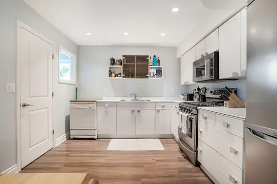 408 West St James Road, North Vancouver For Sale - image 26
