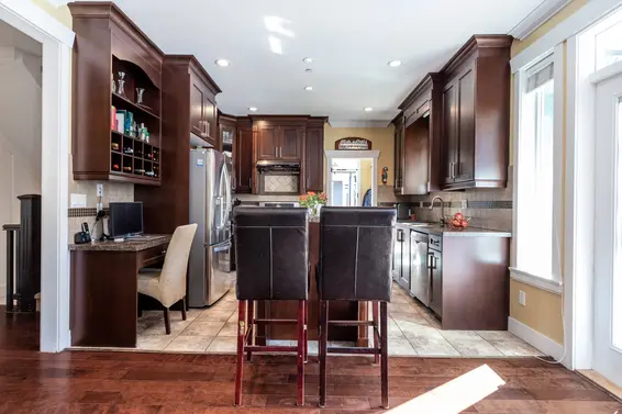 611 West 24th Close, North Vancouver For Sale - image 6