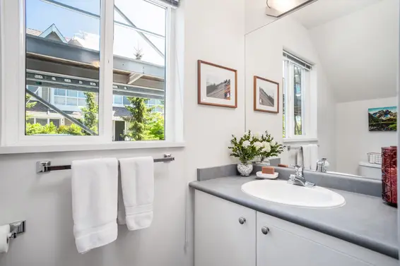 2 1027 Lynn Valley Road, North Vancouver For Sale - image 13