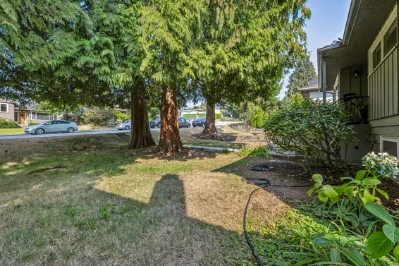 415 West 26th Street, North Vancouver For Sale - image 45
