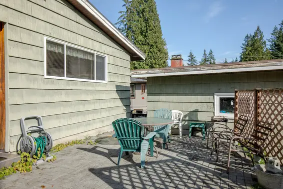 Patio - 640 E Osborne Road, North Vancouver  