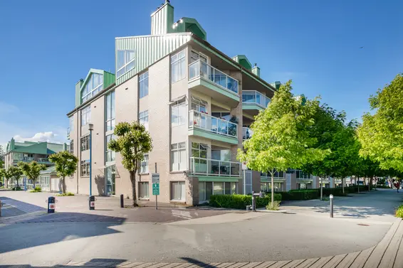 3209 33 Chesterfield Place, North Vancouver For Sale - image 1