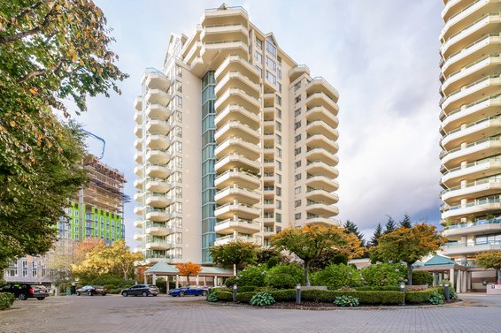 3D 328 Taylor Way, West Vancouver