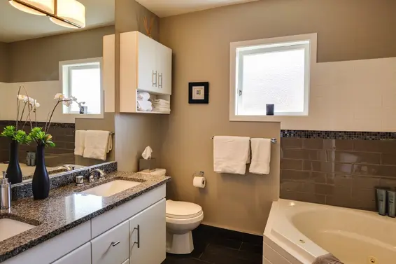 Main floor bathroom  