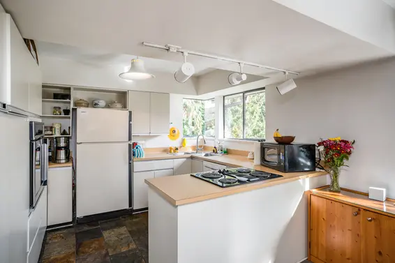 1174 Shavington Street, North Vancouver For Sale - image 11