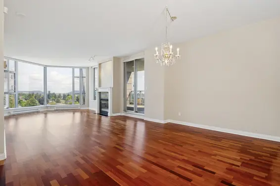 1603 160 East 13th Street, North Vancouver For Sale - image 2