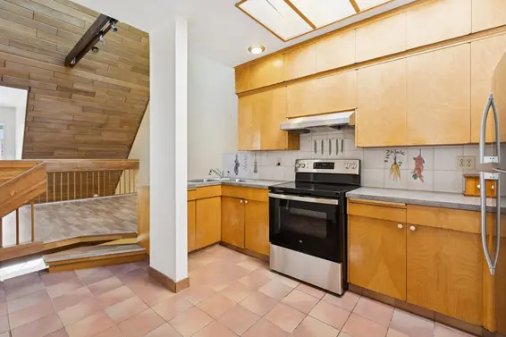 1491 Dempsey Road, North Vancouver For Sale - image 17