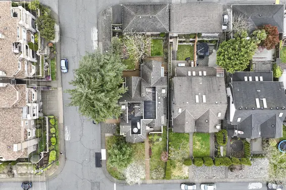 302 East 6th Street, North Vancouver For Sale - image 37