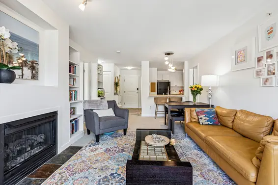 404 183 West 23rd Street, North Vancouver