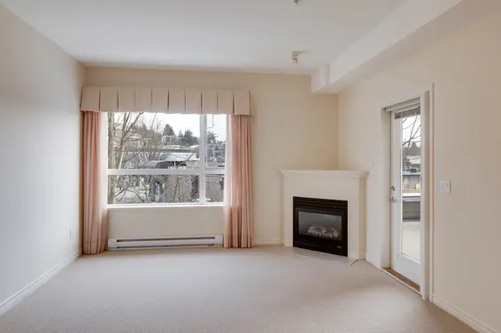 Living Room - 203-3151 Connaught Crescent, North Vancouver  