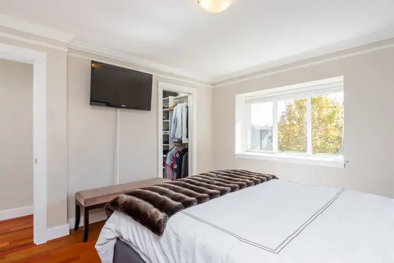Master Bedroom - 341 West 14th Street, North Vancouver  