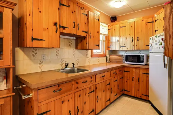 623 East 8th Street, North Vancouver For Sale - image 8