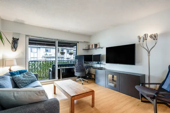 310 270 West 1st Street, North Vancouver For Sale - image 1