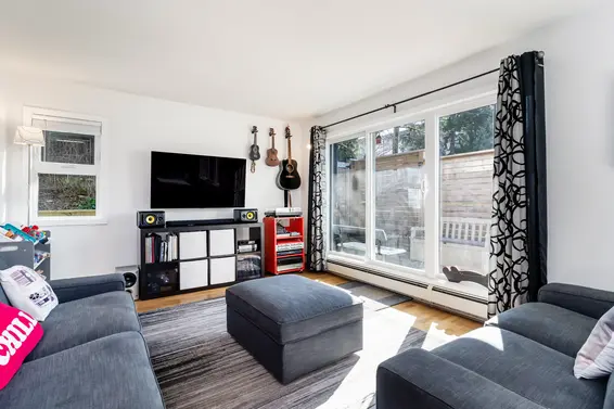 108 156 West 21st Street, North Vancouver For Sale - image 3