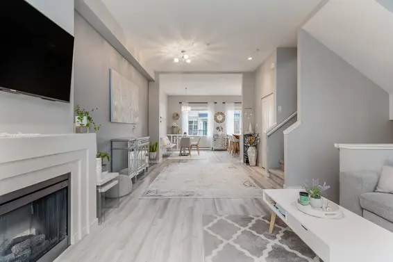 752 Orwell, Living Room  