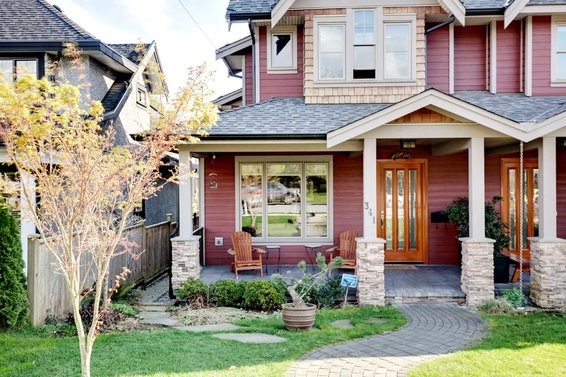 341 East 14th Street, North Vancouver