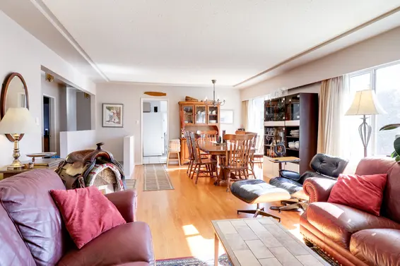 Living Room - 926 East 29th Street, North Vancouver  