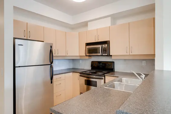 Kitchen - 203-3151 Connaught Crescent, North Vancouver  