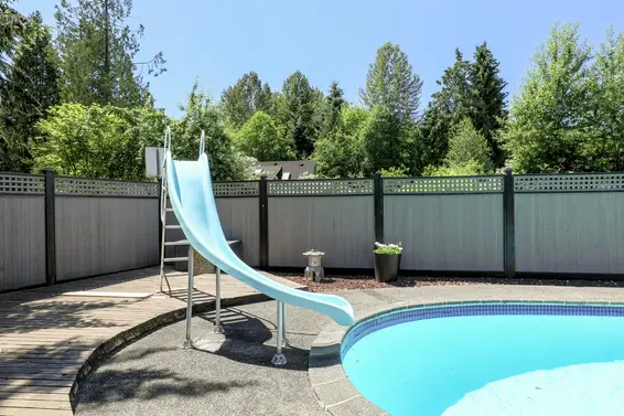 Pool - 2400 Weymouth Place, North Vancouver  