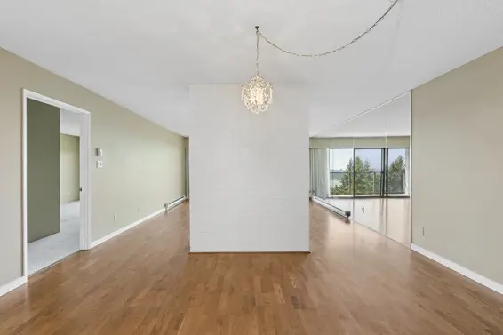 8 2206 Folkestone Way, West Vancouver For Sale - image 37