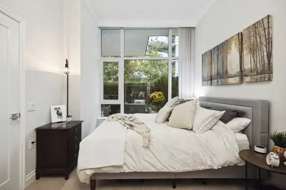 112 185 Victory Ship Way, North Vancouver For Sale - image 18