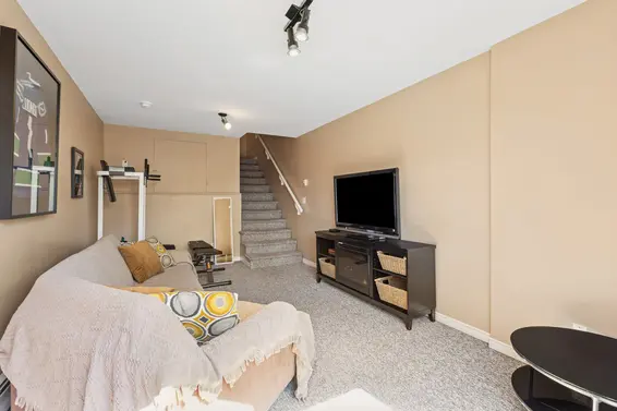 407 East 1st Street, North Vancouver For Sale - image 39