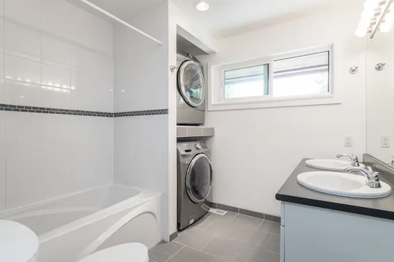 1526 McNair Drive, North Vancouver For Sale - image 19