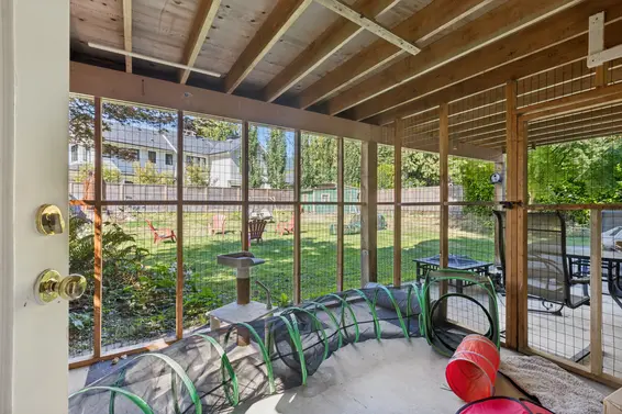 4379 Capilano Road, North Vancouver For Sale - image 27