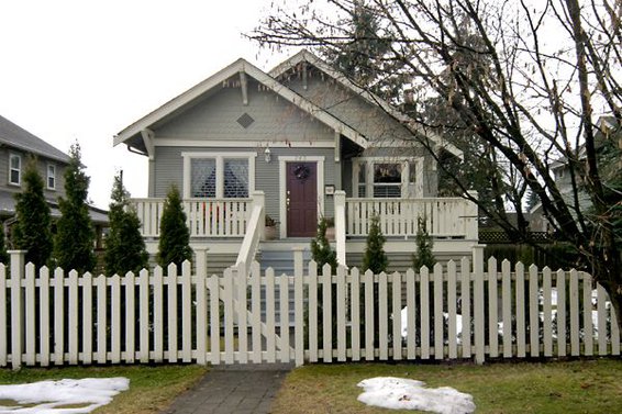 745 East 13th Street, North Vancouver