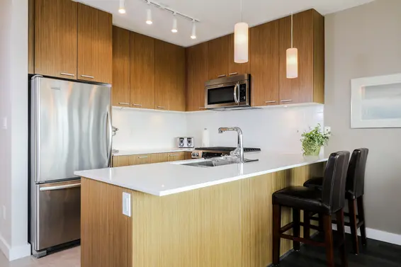 Kitchen - 415 1330 Marine Drive  