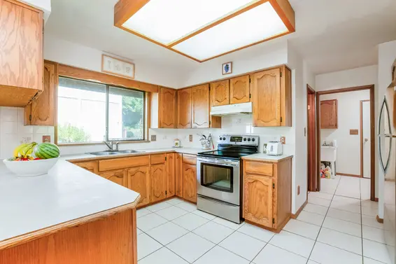 2910 Mary Kirk Place, North Vancouver For Sale - image 8