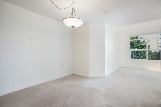 401 960 Lynn Valley Road, North Vancouver For Sale - image 11