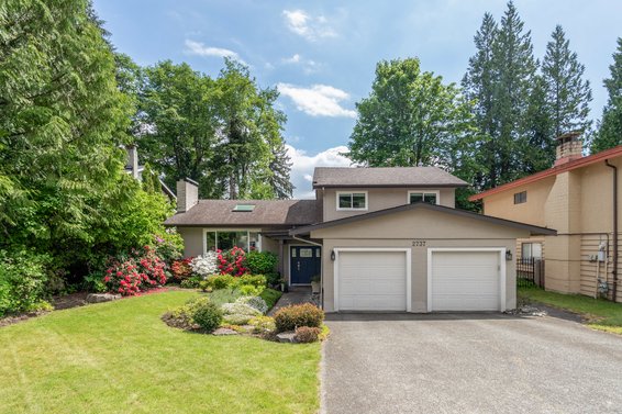 2737 Wyat Place, North Vancouver