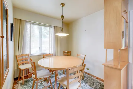 Dining Room - 866 East 10th Street, North Vancouver  
