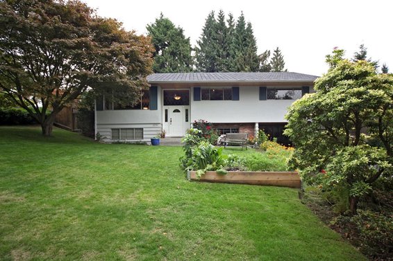 1279 Bracknell Place, North Vancouver