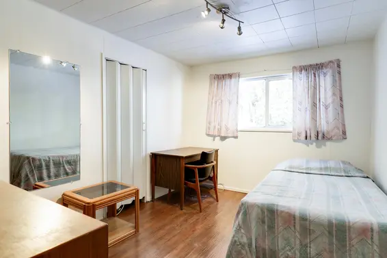 Bedroom - 926 East 29th Street, North Vancouver  