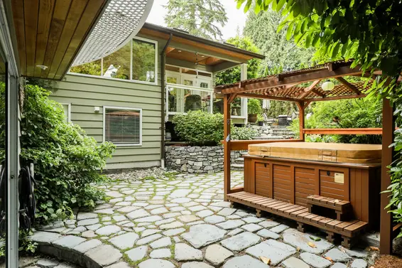 3673 Princess Avenue, North Vancouver For Sale - image 30