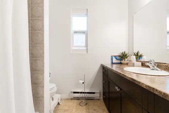 2040 Sandown Place, North Vancouver For Sale - image 46